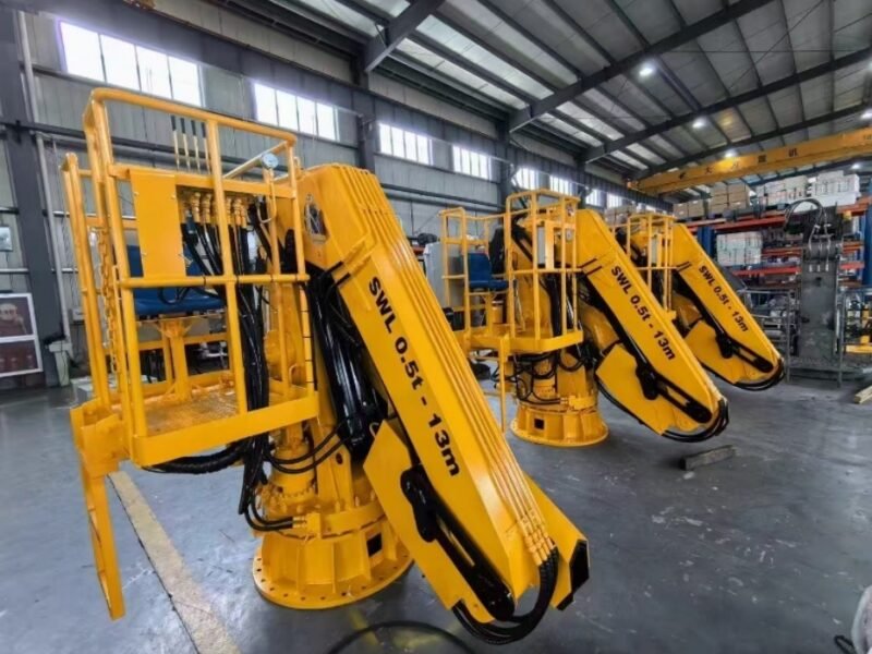 Folding-arm Telescopic Marine Crane