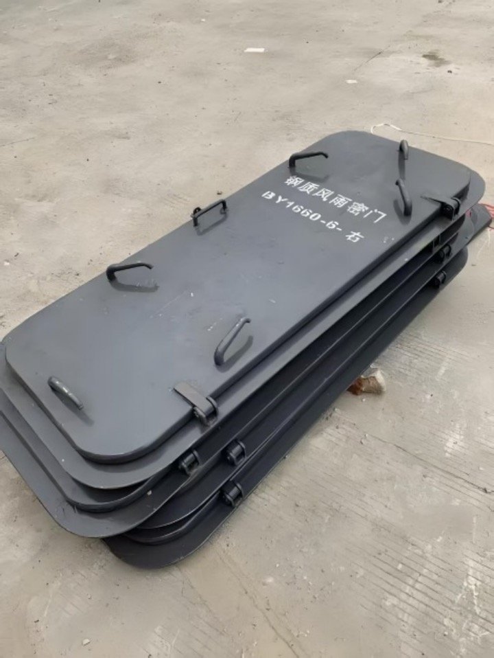 Marine weathertight single-leaf steel door
