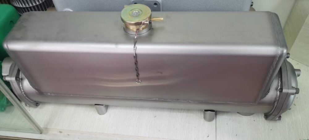 Marine (oil) water temperature regulator