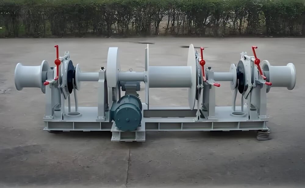 Electric anchor windlass